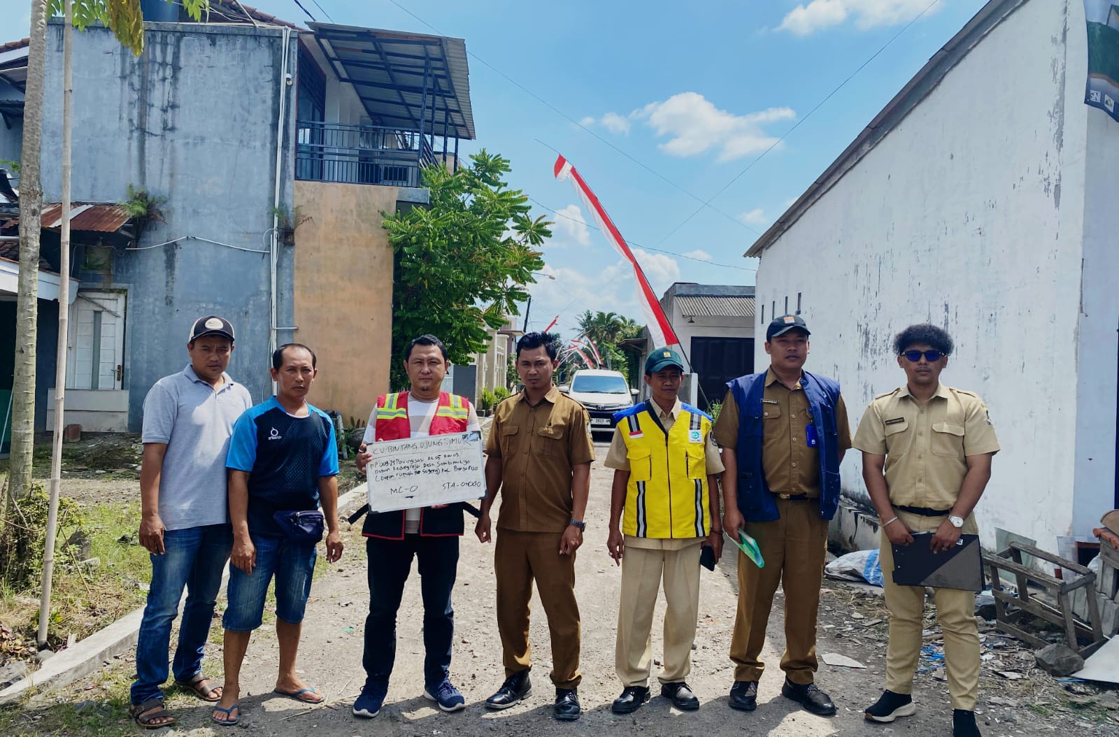 Dinas PU Banyuwangi Lakukan MC 0 untuk Pavingisasi di Jalan H. Wardi Kebarat Dusun Kedungrejo