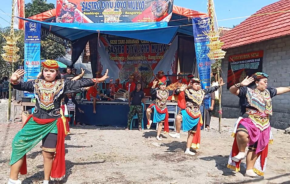 Lingkungan RW 03 Dusun Sambirejo Sambimulyo Merayakan HUT RI ke-79 