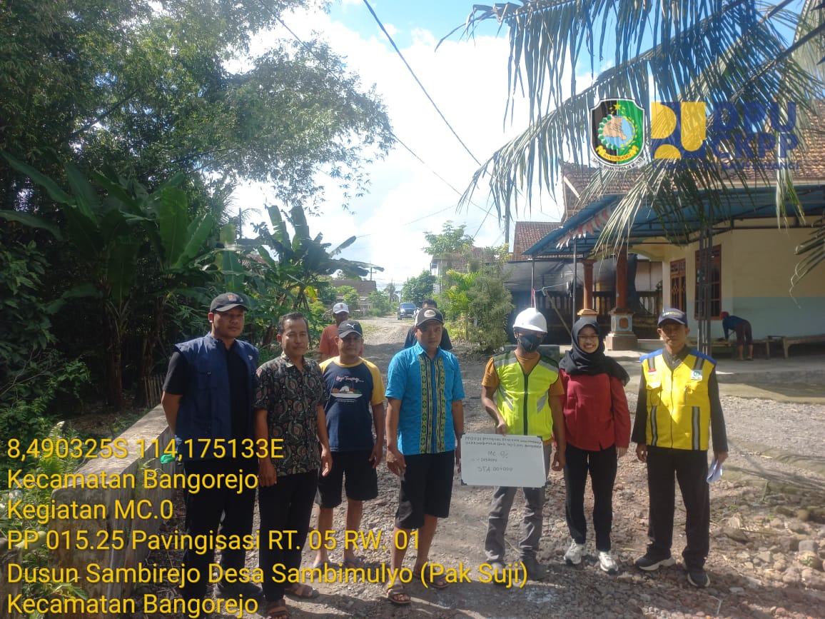 Dinas-PU-Banyuwangi-MC-0-Pavingisasi-Moyang-Kebarat-Dihadiri-oleh-Anggota-DPRD-Dhea-Sartika