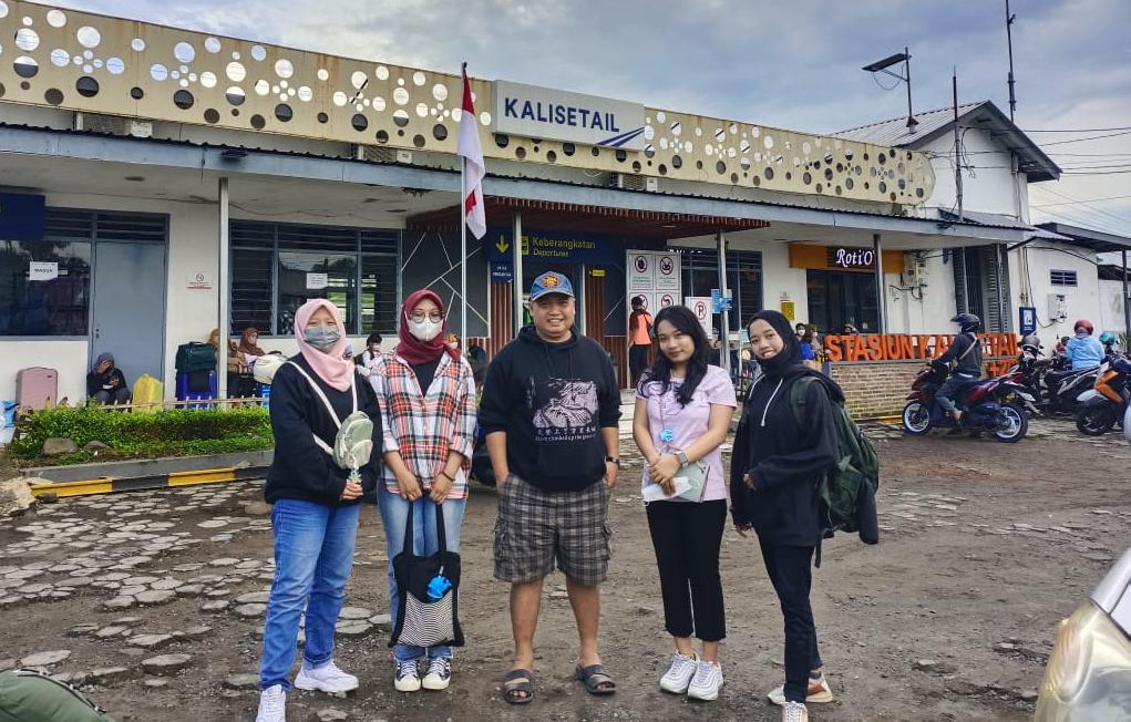 Bersiap-Untuk-Lebaran-di-Kampung-Halaman