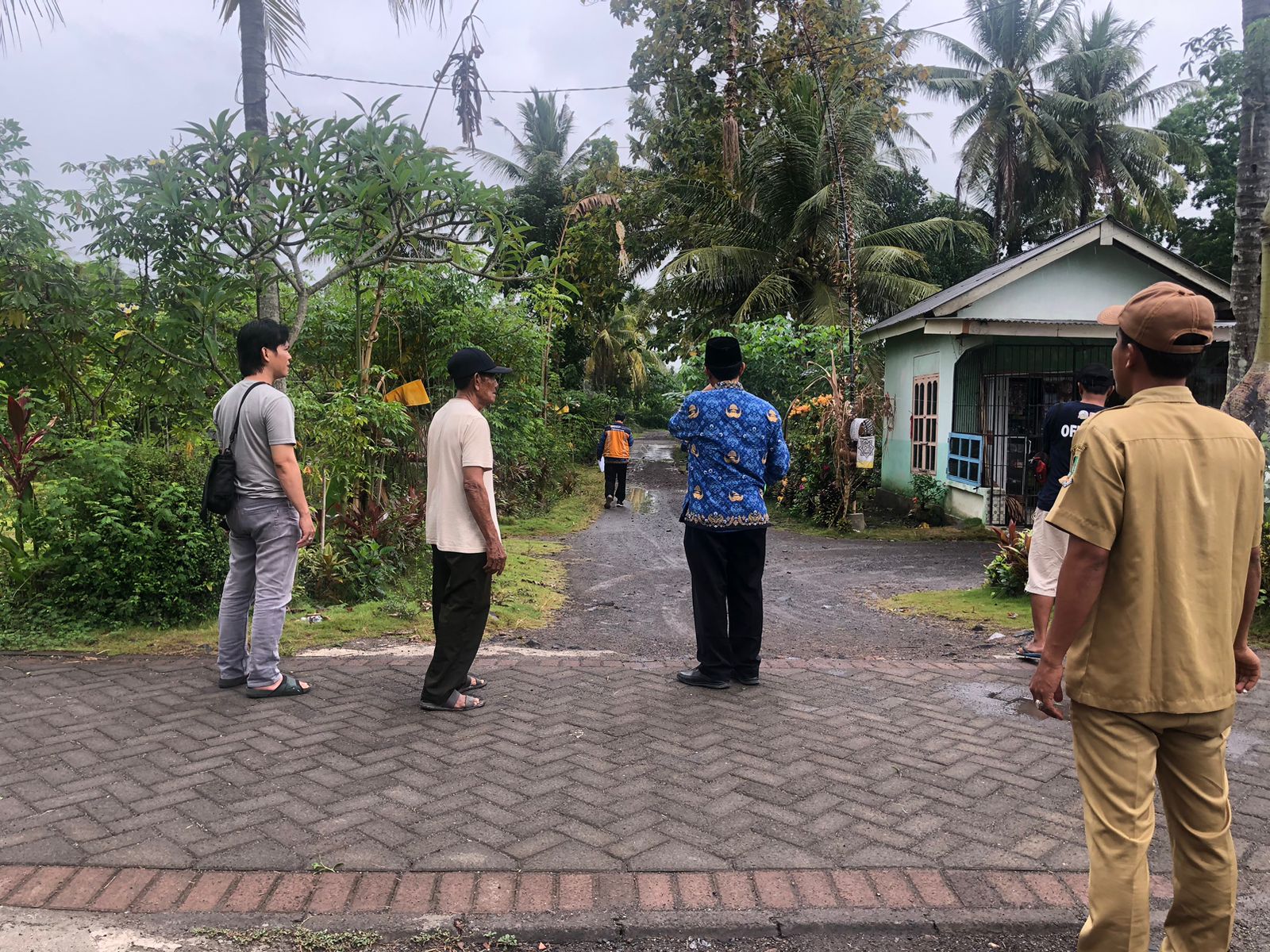 MC-0-Pavingisasi-Pak-Tujo-Ketimur-Dusun-Sambirejo-Desa-Sambimulyo