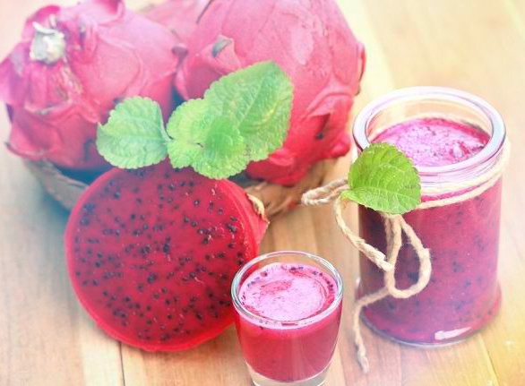 Ini-6-Manfaat-Buah-Naga-untuk-Kecantikan-Kulit