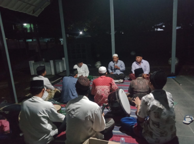 Malam-Selasa-Pon-Ada-Dzikir-Dan-Sholawat-Di-RTH-Sambimulyo