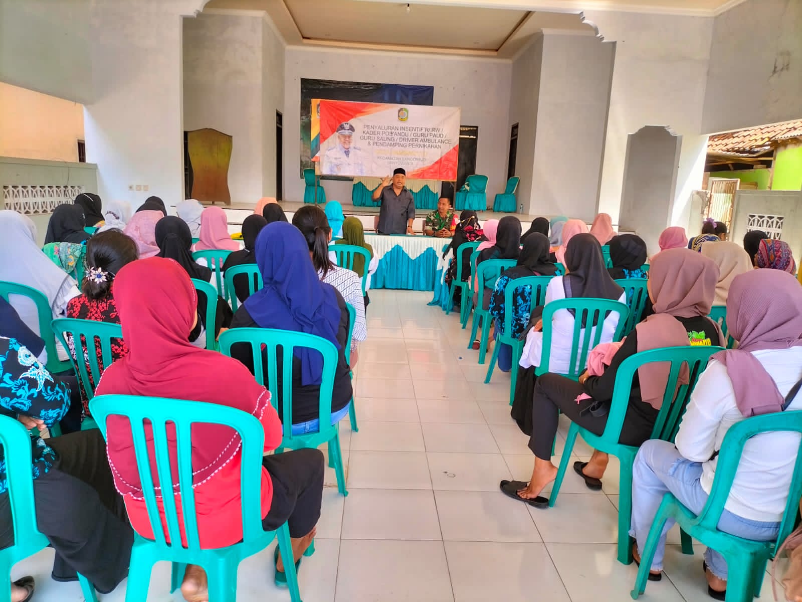 Penyaluran-Insentif-Kader-Posyandu-Desa-Sambimulyo-Akhir-Tahun-2022