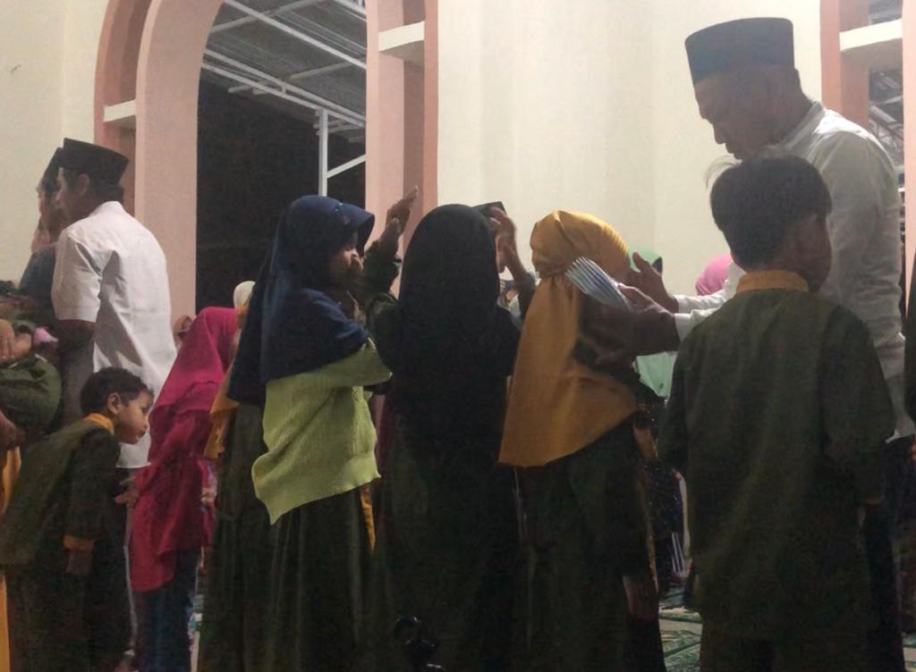 Santunan-Anak-Yatim-Dan-Duafa-10-Muharram-1445-H-Masjid-At-Taqwa-Sambimulyo-Capai-22-juta