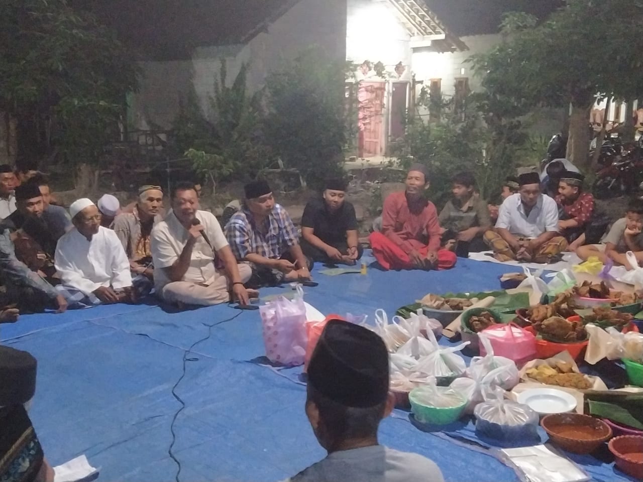 Warga-Dusun-Sambirejo-Gelar-Tasyakuran-atas-Selesainya-Proyek-Pavingisasi