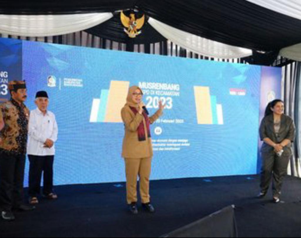 Forpimka-dan-7-Kepala-Desa-Serta-Stakeholder-Bangorejo-Ikuti-Musrenbangcam-Serentak-Secara-Virtual