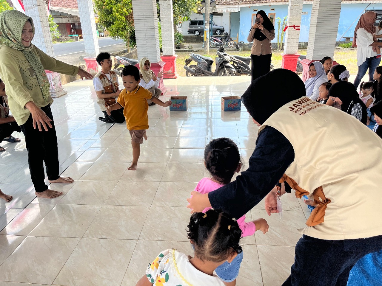 Kegiatan TAPOS Di Dusun Sambirejo, Sambimulyo Dapat Dampingan Dari Mahasiswa KKN UAD Yogjakarta