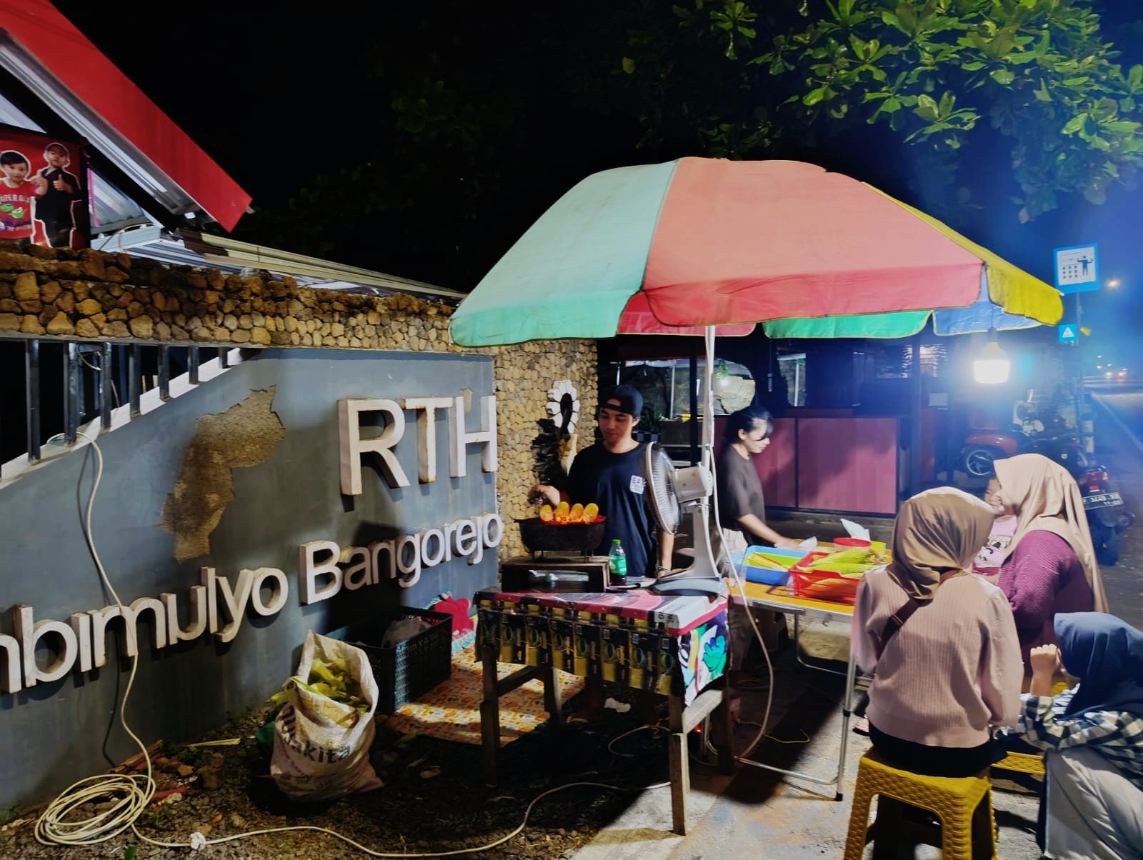 Ayo-Malmingan-di-RTH-Sambimulyo!-Nikmati-Jagung-Bakar-dengan-Aneka-Rasa-yang-Menggugah-Selera!