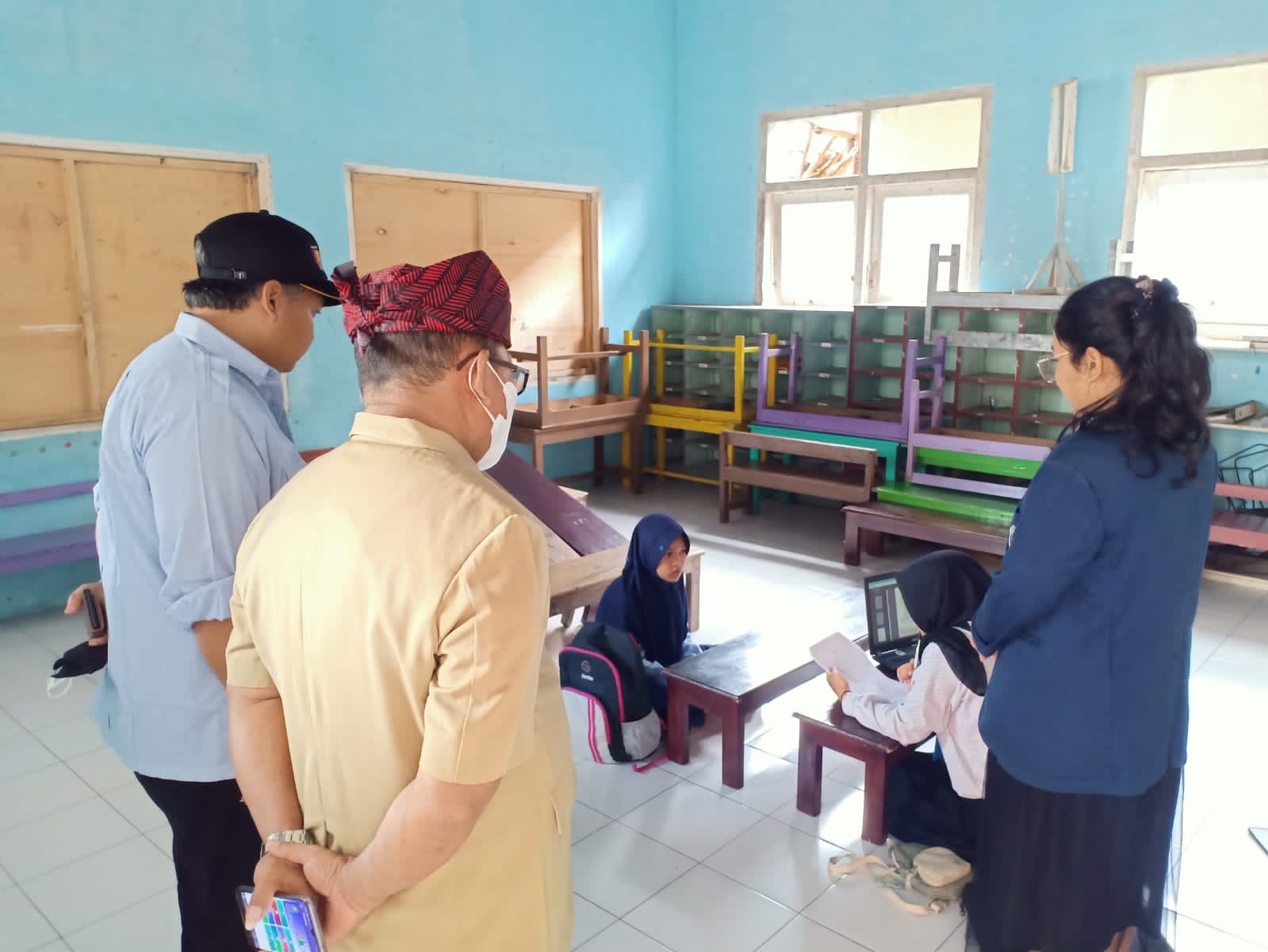 Mahasiswa-Magang-Devisi-Psikologi-Gelar-Tes-Minat-Bakat-Anak-Sekolah-Dasar-di-MI-Al-falah-Sambimulyo