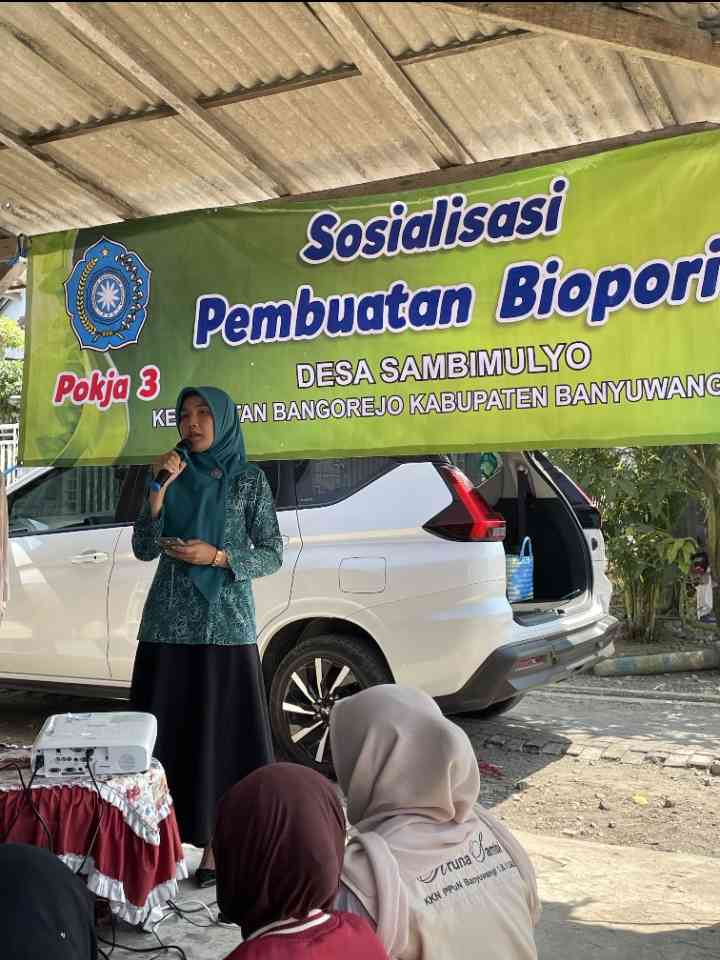 Pemberdayaan Masyarakat Dalam Pengelolaan Biopori Di Desa Sambimulyo