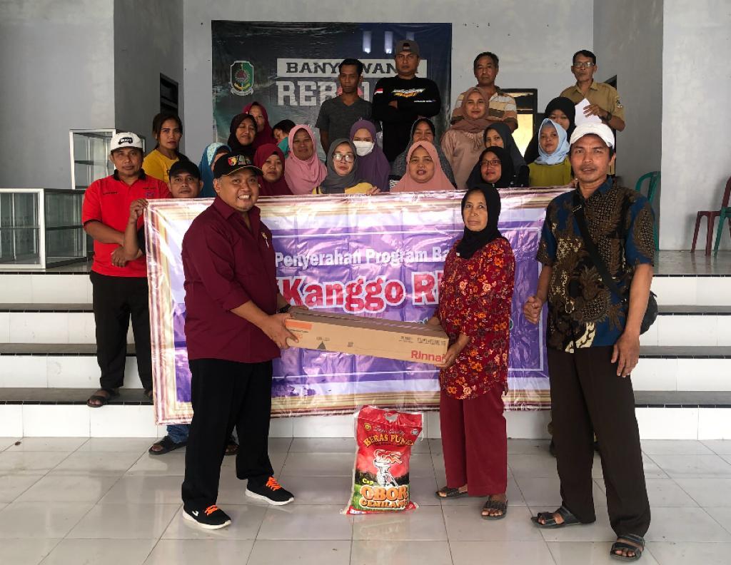 Penyerahan-Bantuan-Program-Kanggo-Riko-Untuk-20-Warga-Sambimulyo