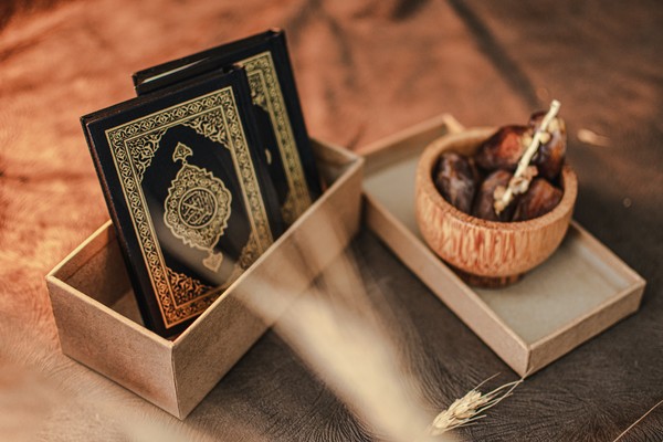 Surah-Al-Baqarah-Ayat-183:-Dalil-Kewajiban-Puasa-Ramadan