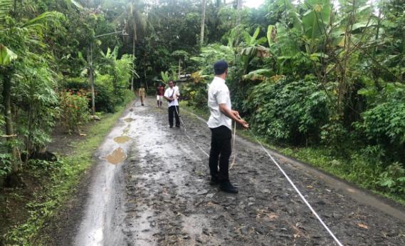 Giliran-Jalan-Poros-Wilayah-Kedungrejo-Lincip-Sambimulyo-Di-Paving