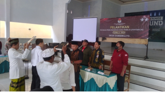 PPS-desa-Sambimulyo-melaksanakan-Pelantikan-PANTARLIH-yang-di-hadiri-oleh-komisioner-KPUD-Banyuwangi
