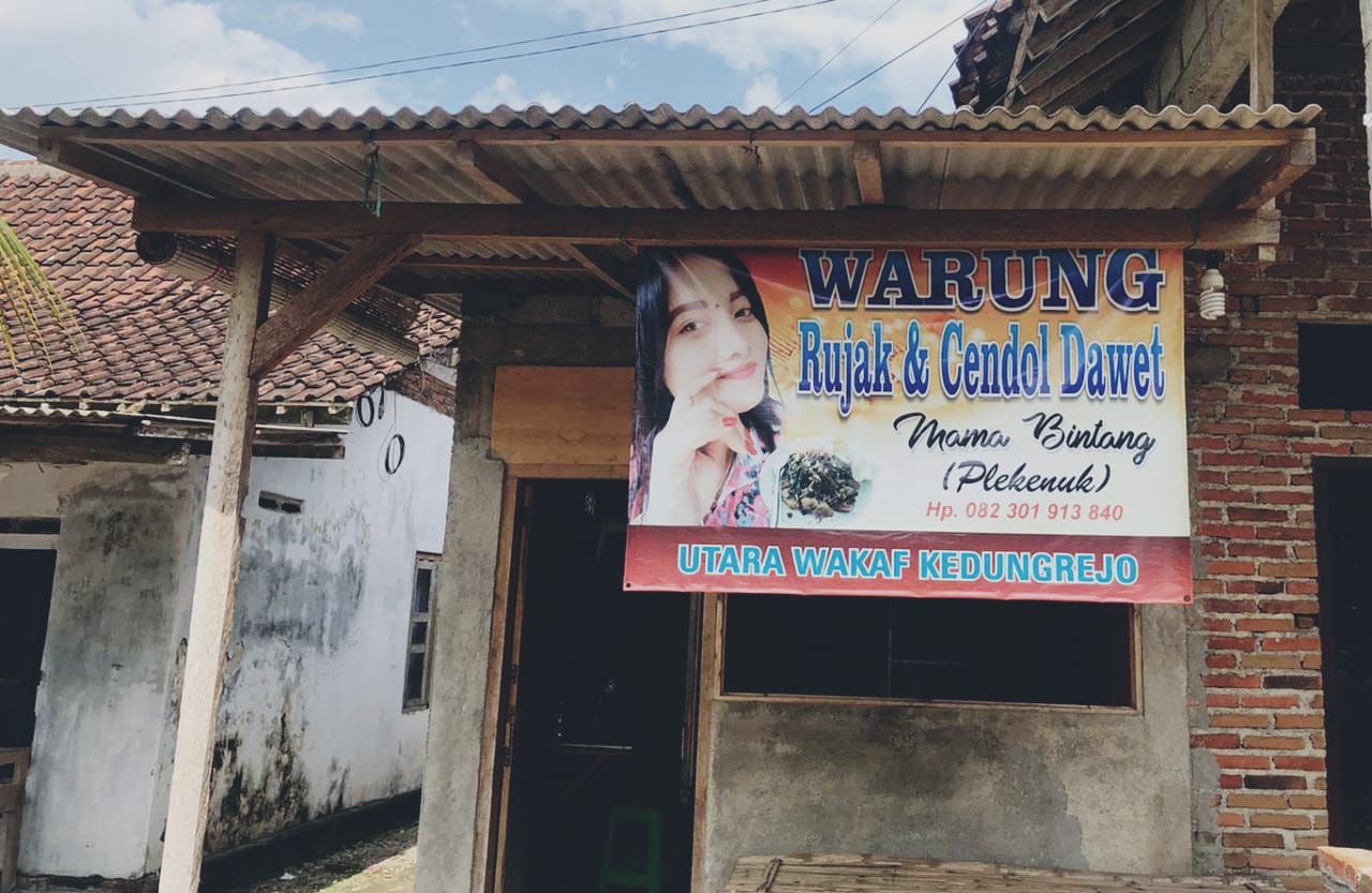 Rujak-Lontong-Dan-Jenang-Grendol-Taro-Mama-Bintang-Bikin-Ketagihan