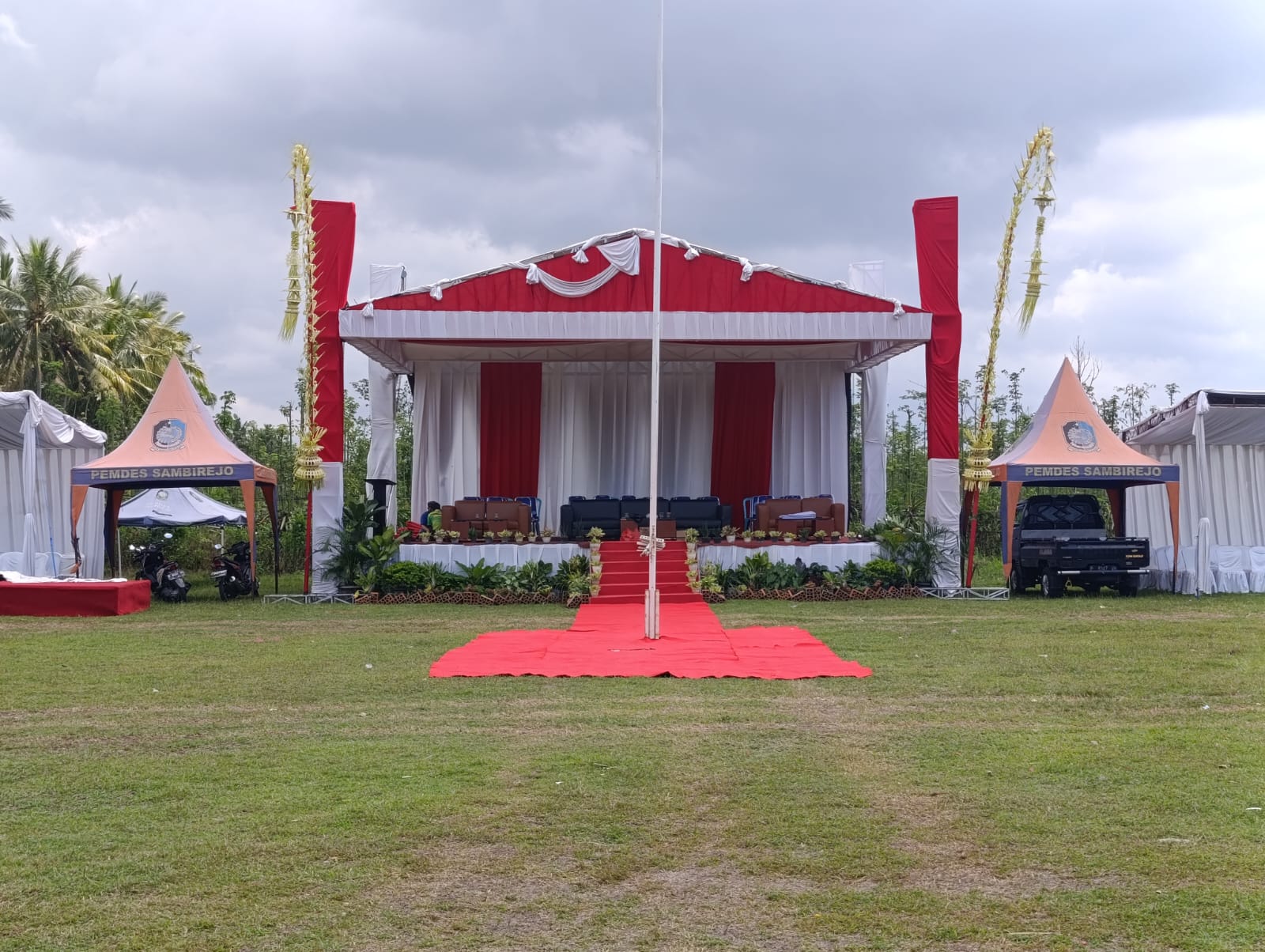 Lapangan-Sambimulyo-Siap-untuk-Upacara-Bendera-17-Agustus-Tingkat-Kecamatan-Bangorejo