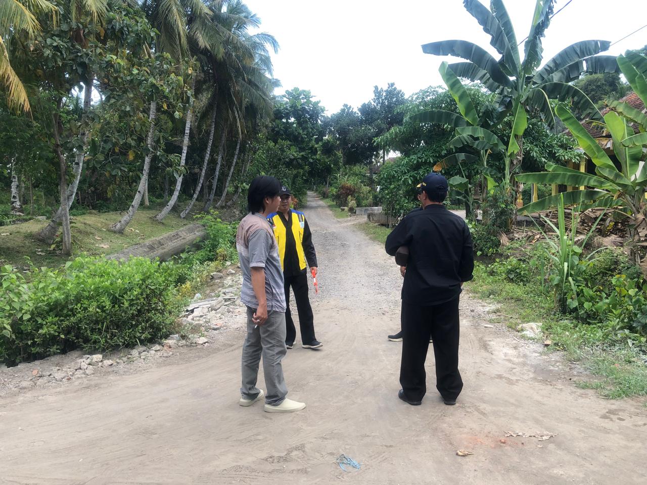 PU-Banyuwangi-Turun-Gunung-Untuk-Mc-0-Pavingisasi-Di-Desa-Sambimulyo-Jalan-Pak-Mujait-Ke-Utara-