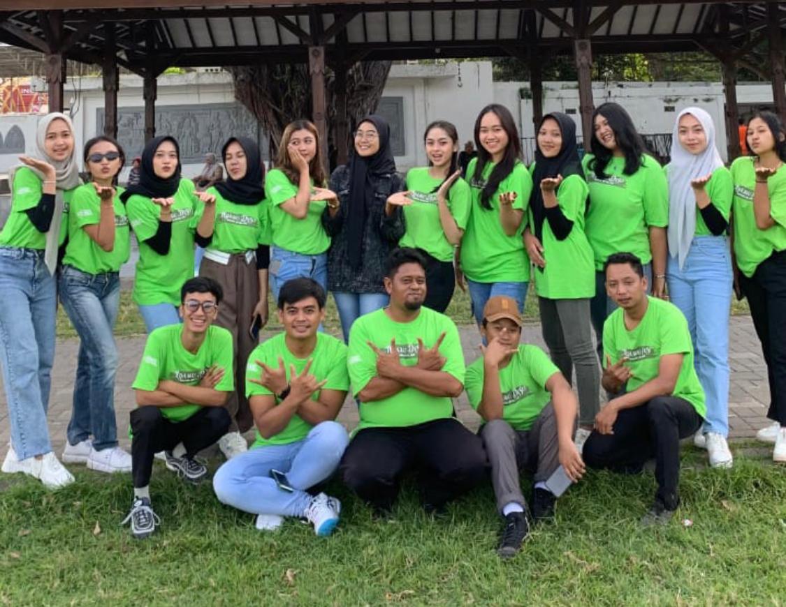 Puncak-Kemeriahan-BEC-Semakin-Dekat-:-Peserta-Latihan-Koreografi-di-Taman-Blambangan