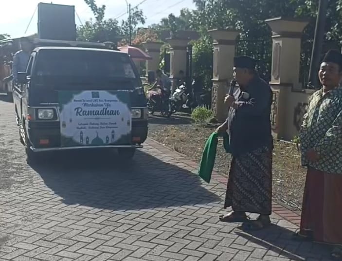 Kepala Desa Sambimulyo Berangkatkan Pawai Taaruf TPQ Yanbua seKecamatan Bangorejo