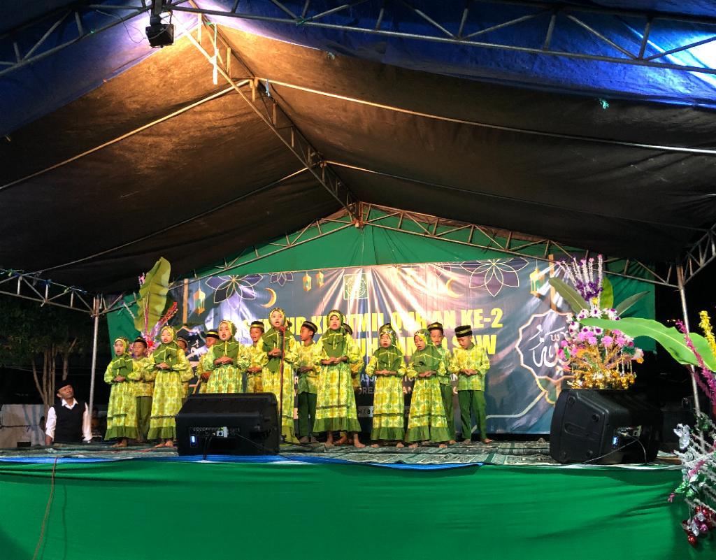 Tasyakuran-Wisuda-Yanbua-Ke-2-Dan-Maulid-Nabi-Muhammad-SAW-Masjid-Baiturrohman-Sambimulyo